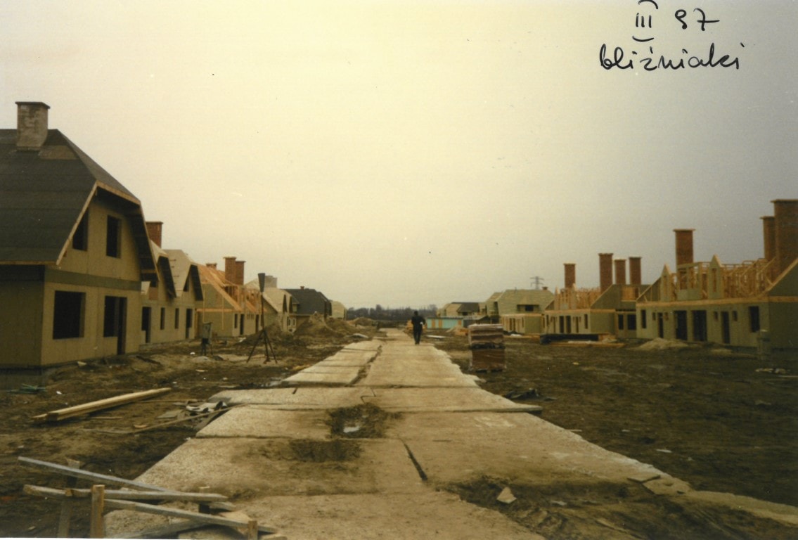 Nasz Zdrowy Dom, ulica Złotej Rybki w budowie, marzec 1997