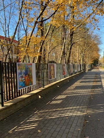 Wystawa Art Józefosław w Zalesiu Dolnym