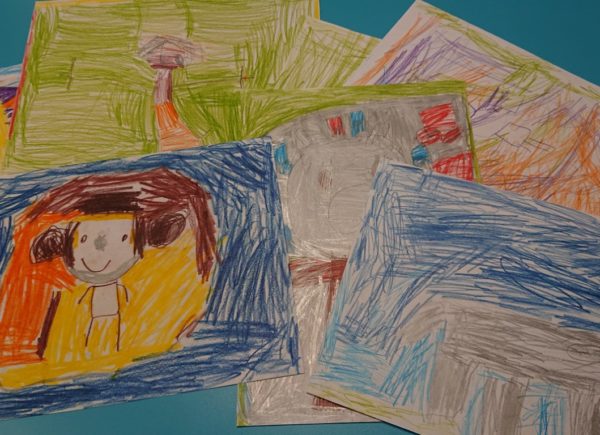Rysunki dzieci - kolorowe ilustracje przedstawiają ulubione pluszaki
