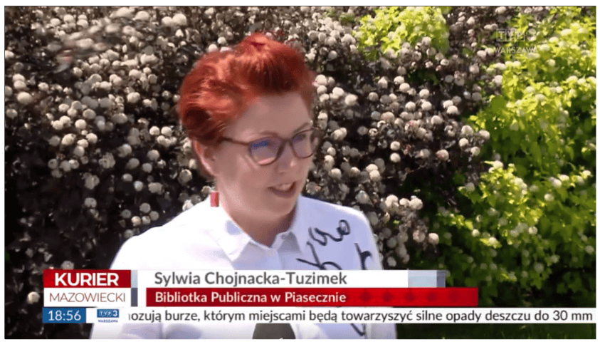 Zastępca dyrektora biblioteki Sylwia Chojnacka-Tuzimek w Kurierze Mazowieckim.