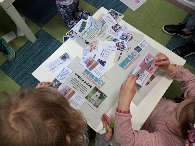 Dzieci robią własne gazetki