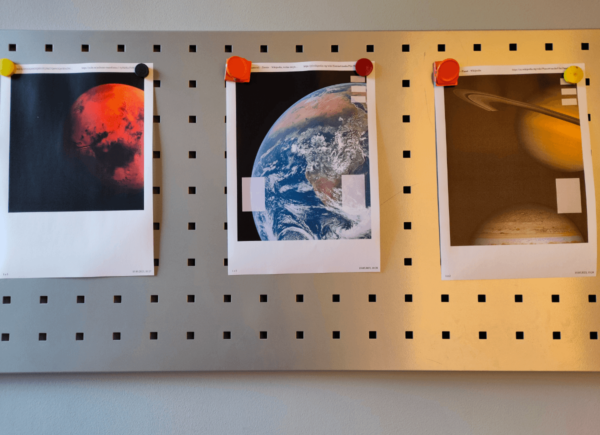 Plakaty z planetami