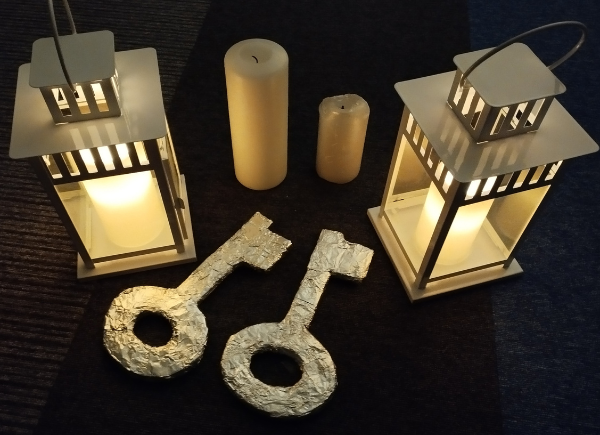 Andrzejki - klucze i świece